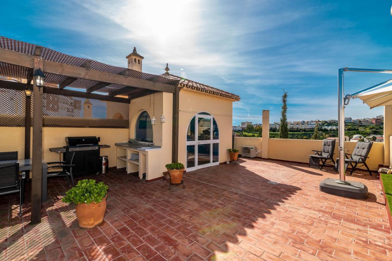ベナルマデナVb Fantastic 3Bdr Duplex With Large Terraceアパートメント エクステリア 写真